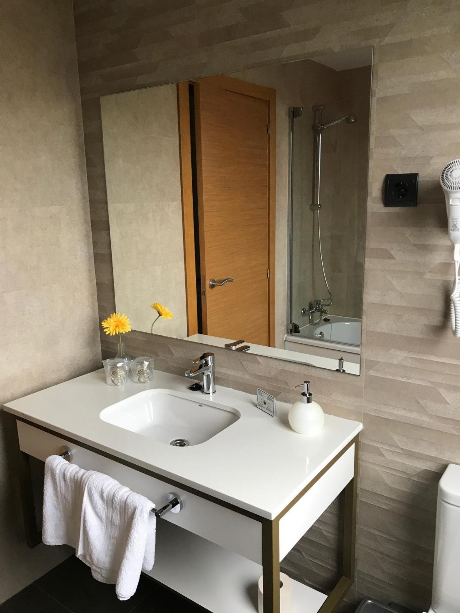 Hotel Mercedes Camargo Δωμάτιο φωτογραφία